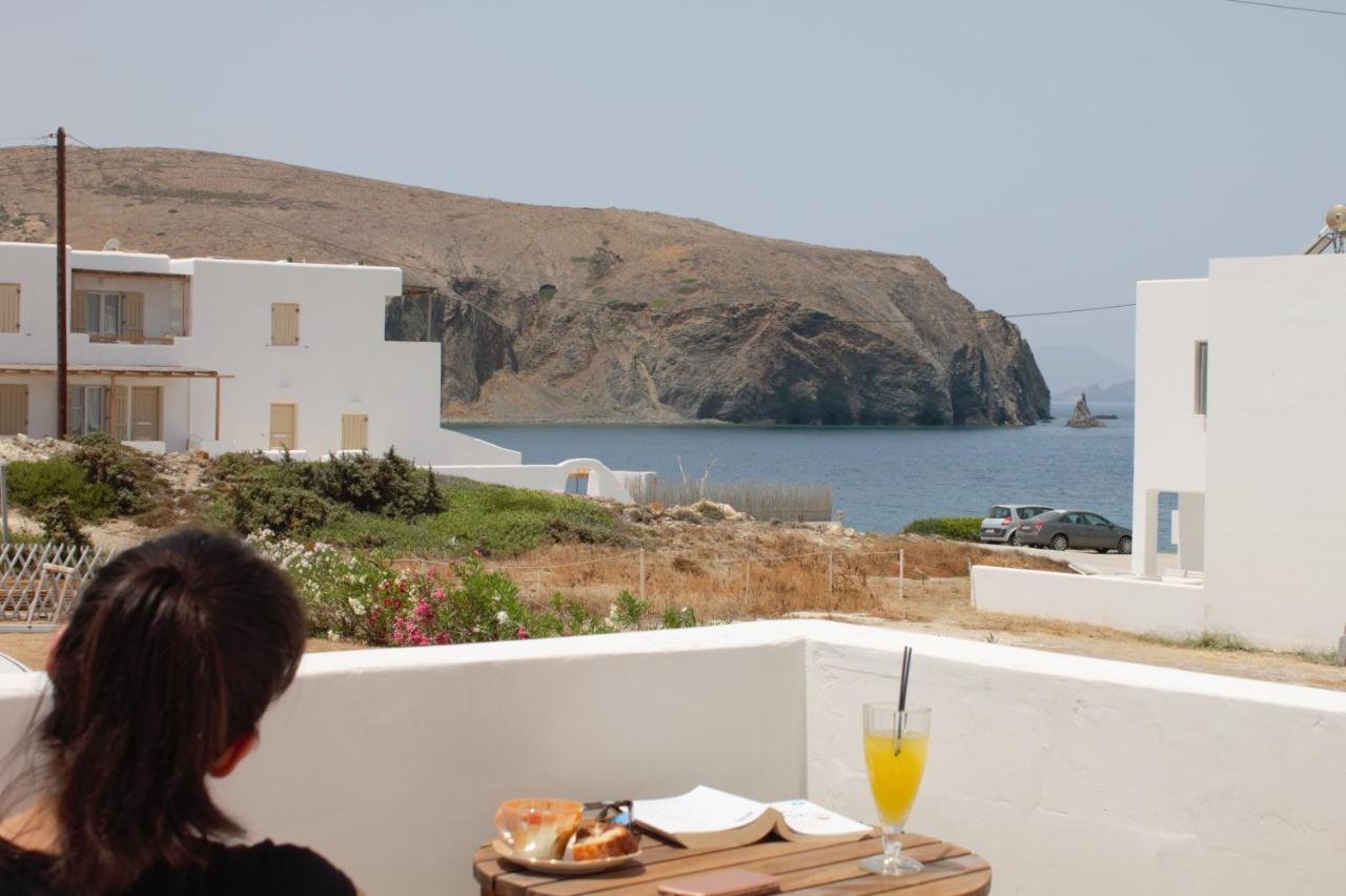 פולוניה V-Rooms In Milos Cyclades מראה חיצוני תמונה
